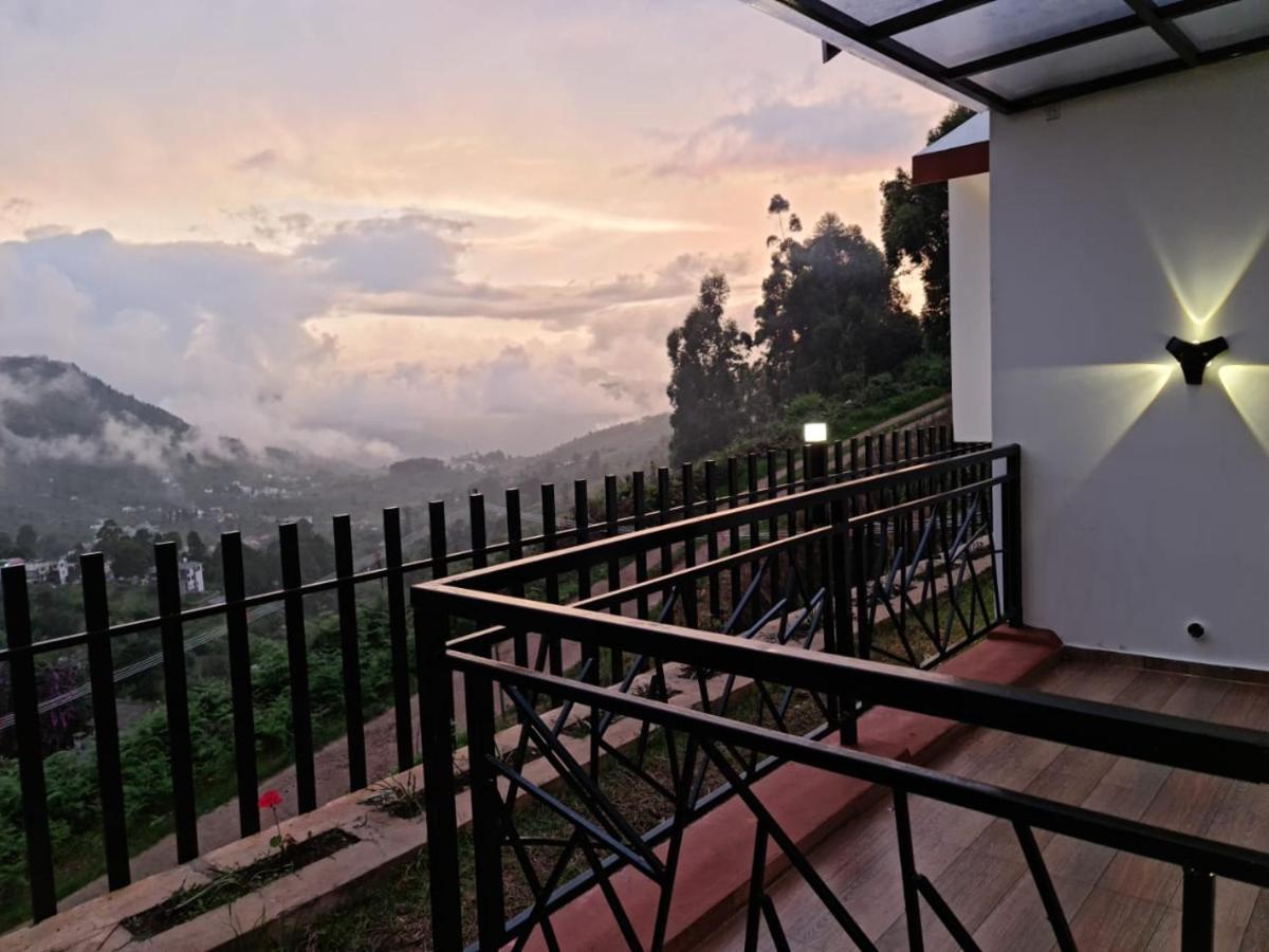 Sky Sketch Villa โกไดกานัล ภายนอก รูปภาพ